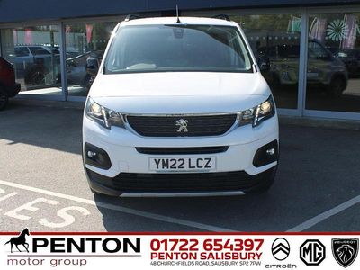 Second-hand Peugeot Rifter Allure Premium 130 CP (95 kW) 2022 Alb Monovolum