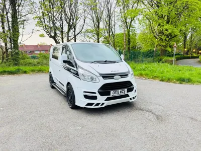 Begagnad Ford Transit Custom Limited 170 HK (125 kW) 2018 Vit Van