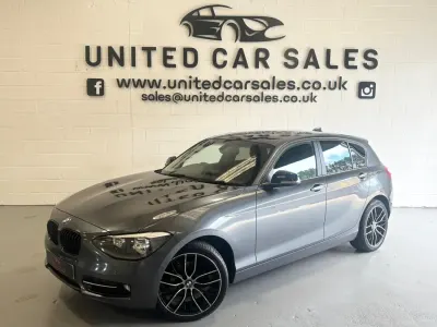 Usado BMW 116 Sport Line 2015 Gris Utilitario