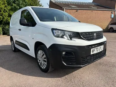 Used Peugeot Partner 2021 White MPV