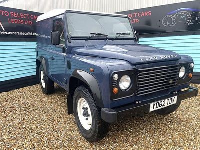 Blue Used 2012 Land Rover Defender Hatchback | £28,950 (Super price)