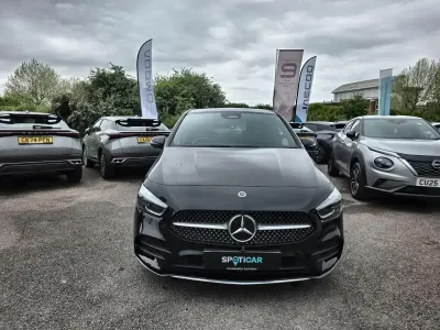 Usado Mercedes B200 AMG line 148 HP (108 kW) 2024 Preto Monovolume