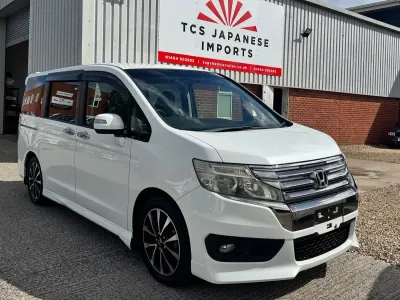 Used Honda Stepwgn Cool 2013 White MPV