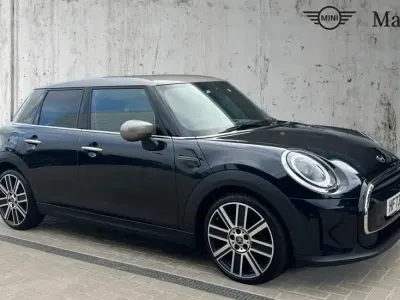 Used Mini Cooper Exclusive 134 HP (98 kW) 2023 Black Hatchback