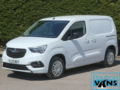 Used Vauxhall Combo 100 HP (73 kW) 2023 White MPV