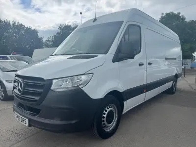 Used Mercedes Sprinter 141 HP (103 kW) 2019 White Van