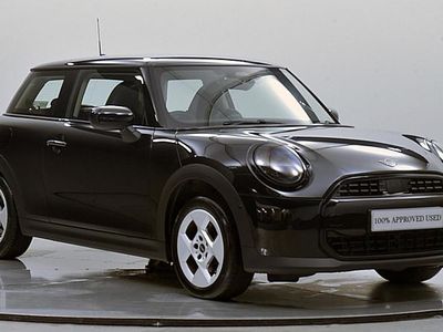 Usado Mini Cooper Hatch 154 CV (113 kW) 2024 Negro Utilitario