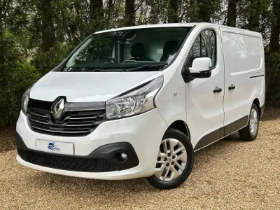 Used Renault Trafic 120 HP (88 kW) 2019 White MPV
