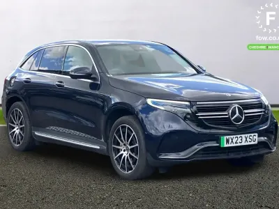 Usado Mercedes EQC400 AMG line 300 kW (408 HP) 2022 Azul SUV