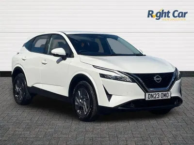 Used Nissan Qashqai Acenta Premium 140 HP (102 kW) 2023 White SUV