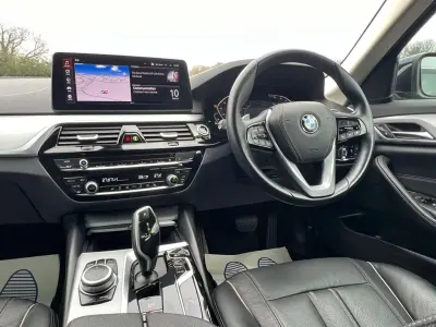 Begagnad BMW 520 2022 Svart Sedan