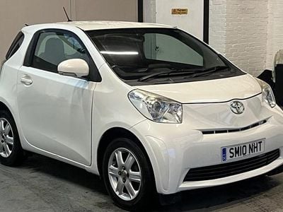 Toyota iQ