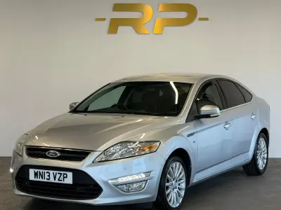 Used Ford Mondeo Business Edition 140 HP (102 kW) 2013 Silver Hatchback