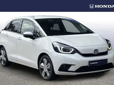 Used Honda Jazz Hybrid 109 HP (80 kW) 2023 Platinum white Hatchback