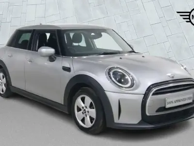 Used Mini Cooper Classic 134 HP (98 kW) 2022 Silver Hatchback