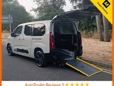 Used Citroën Berlingo Flair 130 HP (95 kW) 2020 Blue MPV