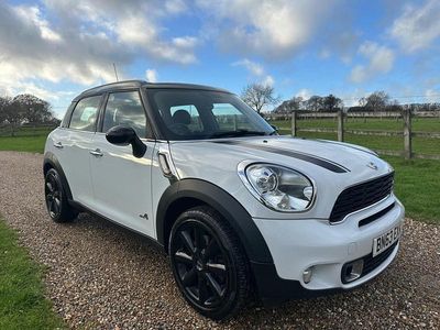 White Used 2013 Mini Cooper S Hatchback | £6,180 (Fair price)