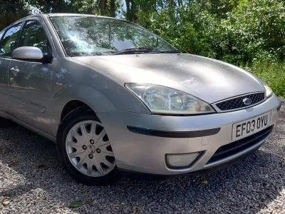 Used Ford Focus Ghia 2003 Silver Hatchback