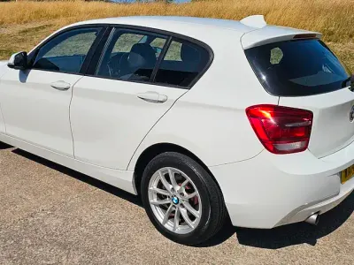 Used BMW 116 Comfort Edition 2014 White Hatchback