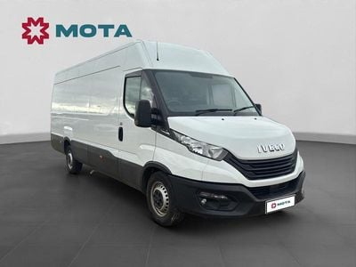 White Used 2022 Iveco Daily Van | £18,995 (Good price)
