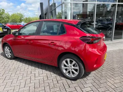 Used Vauxhall Corsa Edition 99 HP (72 kW) 2023 Red Hatchback