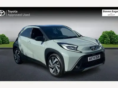 Used Toyota Aygo X 72 HP (52 kW) 2024 Green SUV