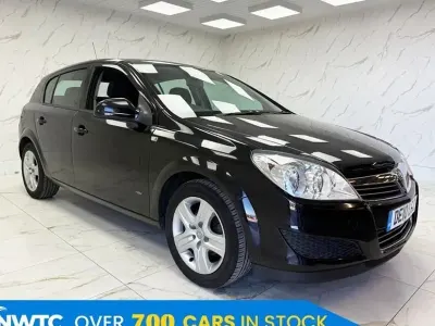 Begagnad Vauxhall Astra Active 2010 Svart Halvkombi