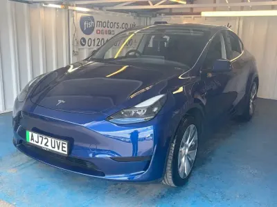 Usado Tesla Model Y RWD 254 kW (346 HP) 2022 Azul SUV