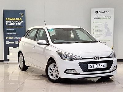 Used Hyundai i20 SE 84 HP (61 kW) 2018 White Hatchback