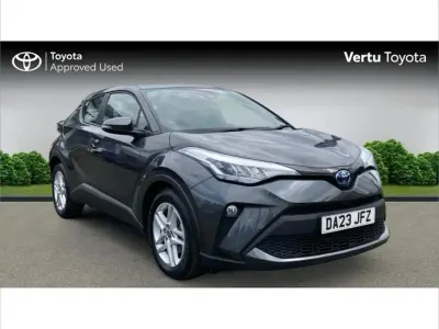 Używany Toyota C-HR 122 KM (89 kW) 2023 Szary SUV