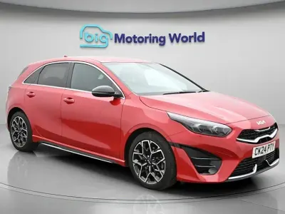 Używany Kia Ceed GT-Line 158 KM (116 kW) 2024 Czerwony Hatchback