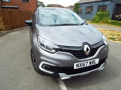 Used Renault Captur Dynamique 90 HP (66 kW) 2017 Grey SUV