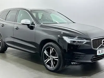 Used Volvo XC60 R-Design 250 HP (183 kW) 2019 SUV