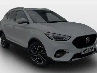 Używany MG ZS Exclusive 106 KM (77 kW) 2023 Biały SUV