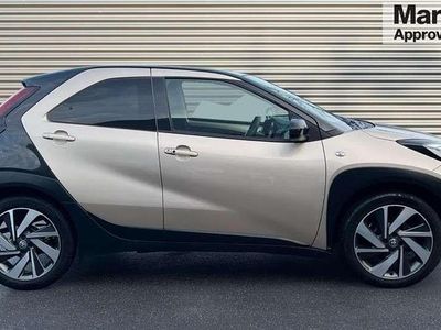 Used Toyota Aygo X 72 HP (52 kW) 2023 Beige SUV