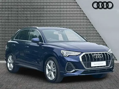 Używany Audi Q3 S-Line 150 KM (110 kW) 2024 Niebieski SUV