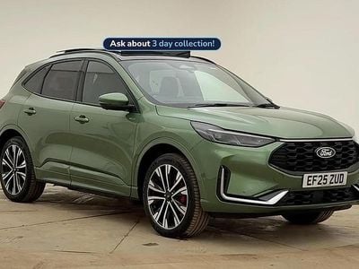 Begagnad Ford Kuga ST-Line X 243 HK (178 kW) 2025 Grön SUV