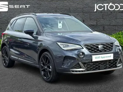 Nuevo Seat Arona Black Edition 113 CV (83 kW) 2025 Gris SUV