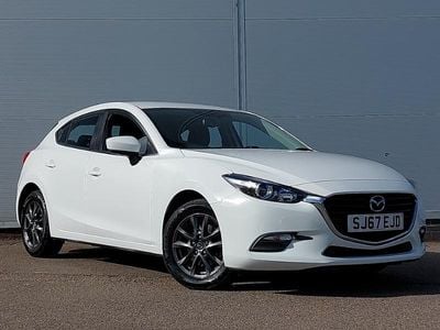 Used Mazda 3 120 HP (88 kW) 2017 White Hatchback