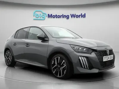 Używany Peugeot 208 GT 100 KM (73 kW) 2024 Szary Hatchback