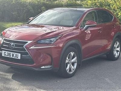 Used Lexus NX300h 197 HP (144 kW) 2016 Red SUV