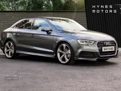 Usado Audi A3 S-Line 150 HP (110 kW) 2017 Cinzento Sedan