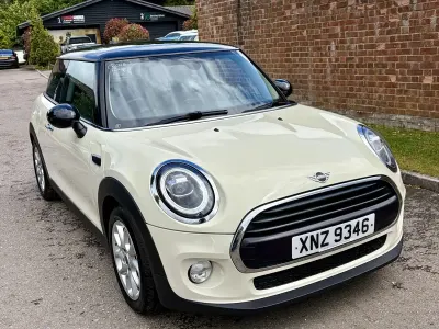 Used Mini Cooper Hatch 2018 White Hatchback