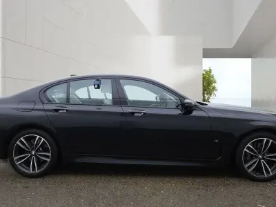 Used BMW 730