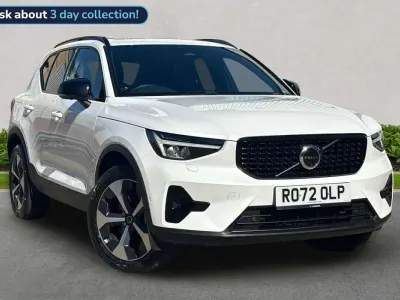 Begagnad Volvo XC40 Ultimate 197 HK (144 kW) 2023 Vit SUV