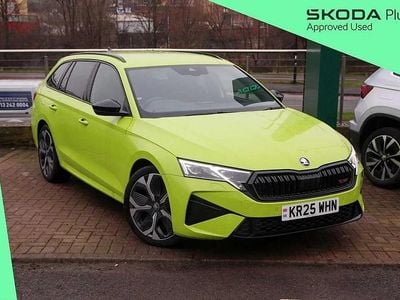 Used Skoda Octavia vRS 265 HP (194 kW) 2025 Hyper green Estate