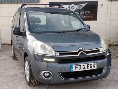 Used Citroën Berlingo 90 HP (66 kW) 2012 Grey MPV