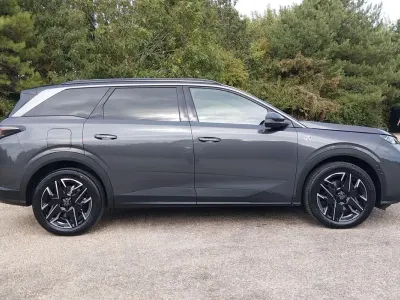 Used Peugeot 5008