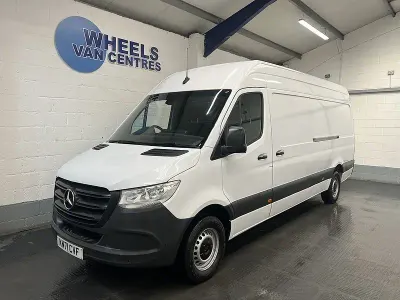 Used Mercedes Sprinter Progressive 150 HP (110 kW) 2021 White Van