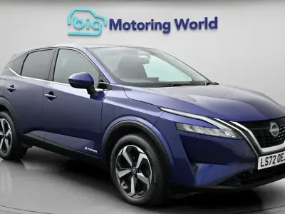Używany Nissan Qashqai N-Connecta 190 KM (139 kW) 2022 Niebieski SUV
